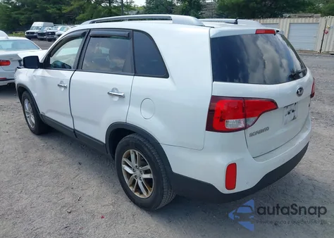 2015 Kia Sorento Lx из США, поврежденный, VIN 5XYKTCA66FG646604